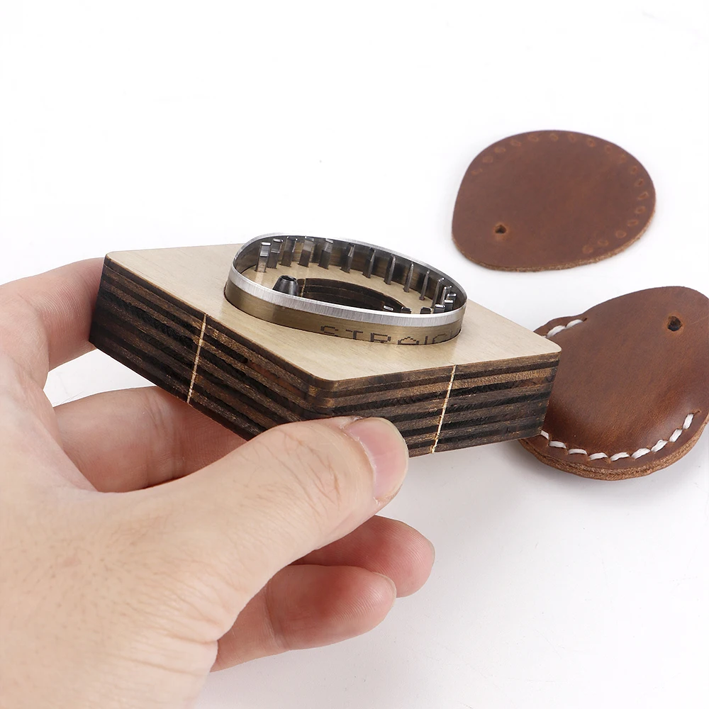 Access Card Protective Cover Leather Punch Die, Metal Leather Cutting Die Cut Mold, DIY Handmade Crafts Kraft Tools,Special Gift