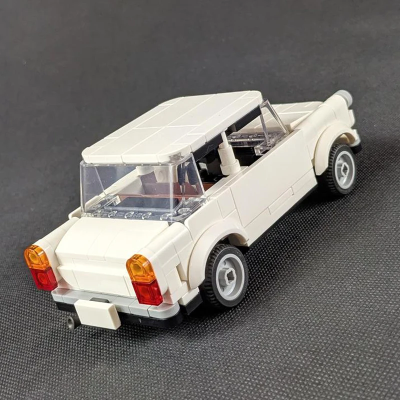 267PCS MOC-241913 Trabant Retro Auto Modell Stadt Technische Fahrzeug Bausteine Kreative Ziegel Junge Montage Spielzeug Kinder Weihnachten Geschenk