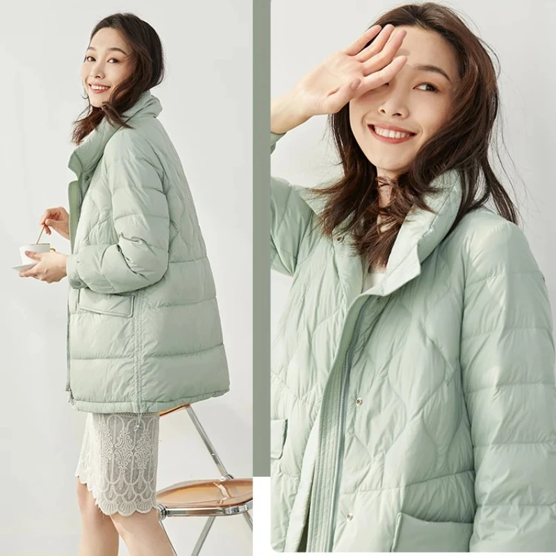 Chericom Leichte Daunenjacke für Damen, Stehkragen, Kordelzug an der Taille, gerader Schnitt, Reißverschluss vorne, mit schrägen Taschen, Y279066Y-1