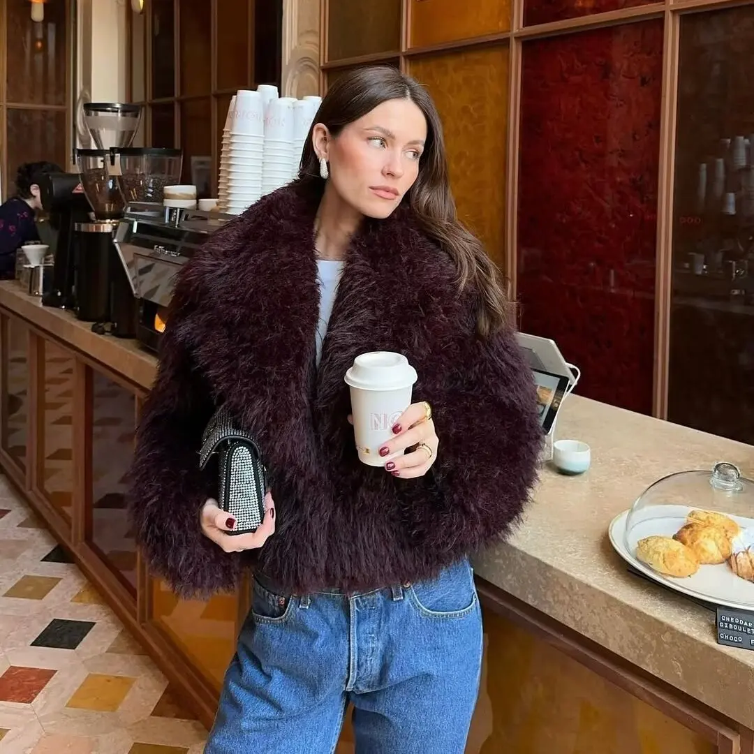 Fashionable Short Fur Coat Women's Slimming Polyester Fiber Outerwear New Autumn Winter Simple Versatile Eco-friendly Leather