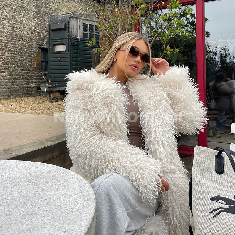 Neo Mint Winter 2025 Trend Burgundy Obsession Long Faux Mongolia Sheep Fur Jacket Coat Women Chic Lapel Collar Fluffy Overcoat