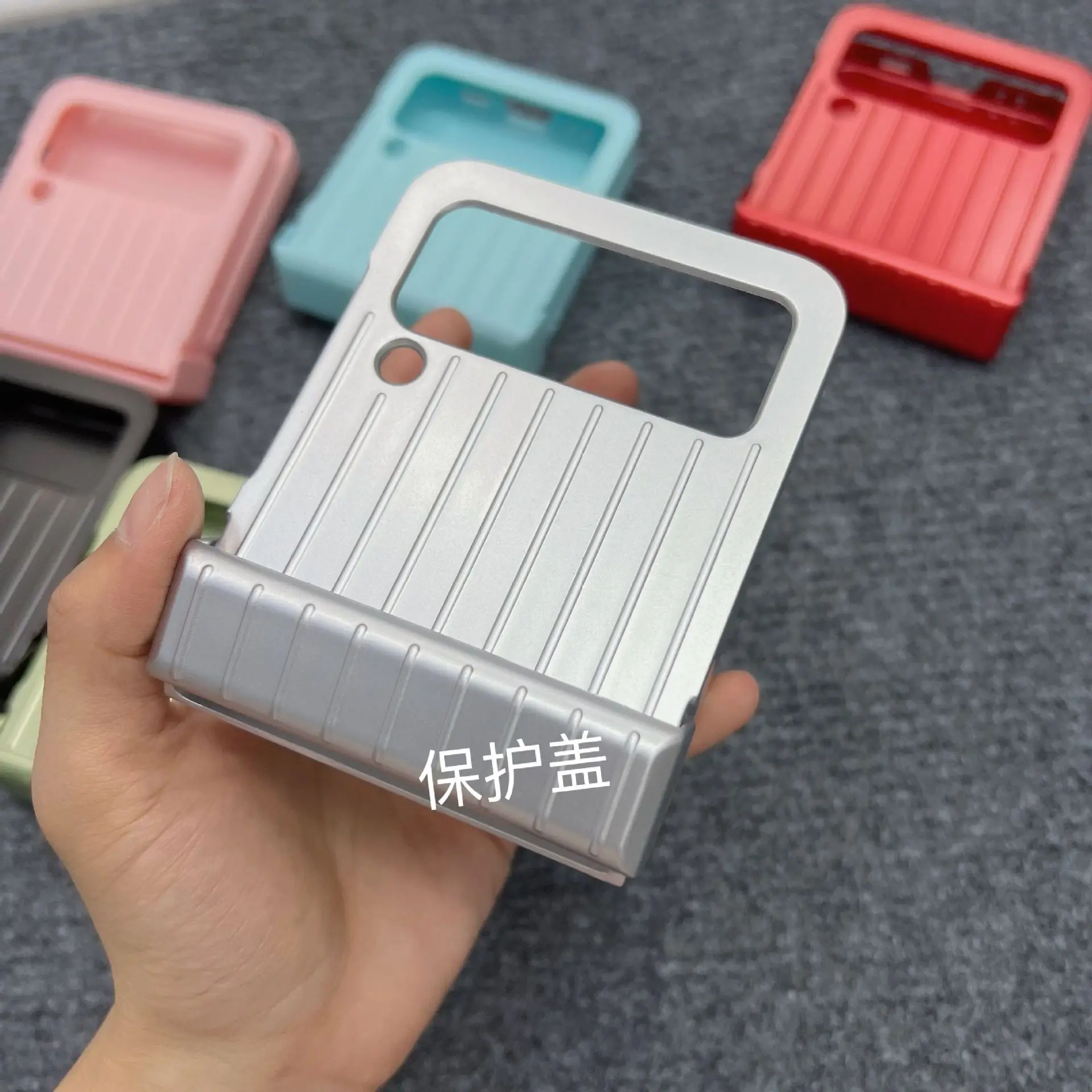 Funda de teléfono con maleta con ruedas negra para Samsung Galaxy Z Fold 5 Z Fold 4 Z Fold 3 funda protectora anticaída ultrafina a la moda