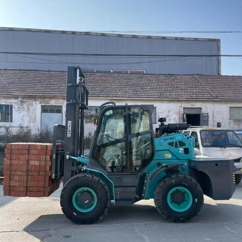 Reinforced Frame Diesel Fork Lift Portable 4x4 All Terrain Forklift for Off-Road Use