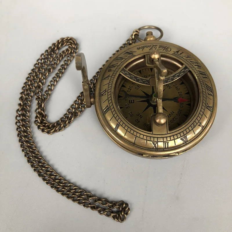 

Factory Wholesale Bronze Antique Vintage Pocket Watch Compass Hanging Decorations Decoration Collection Cross-Border Supply