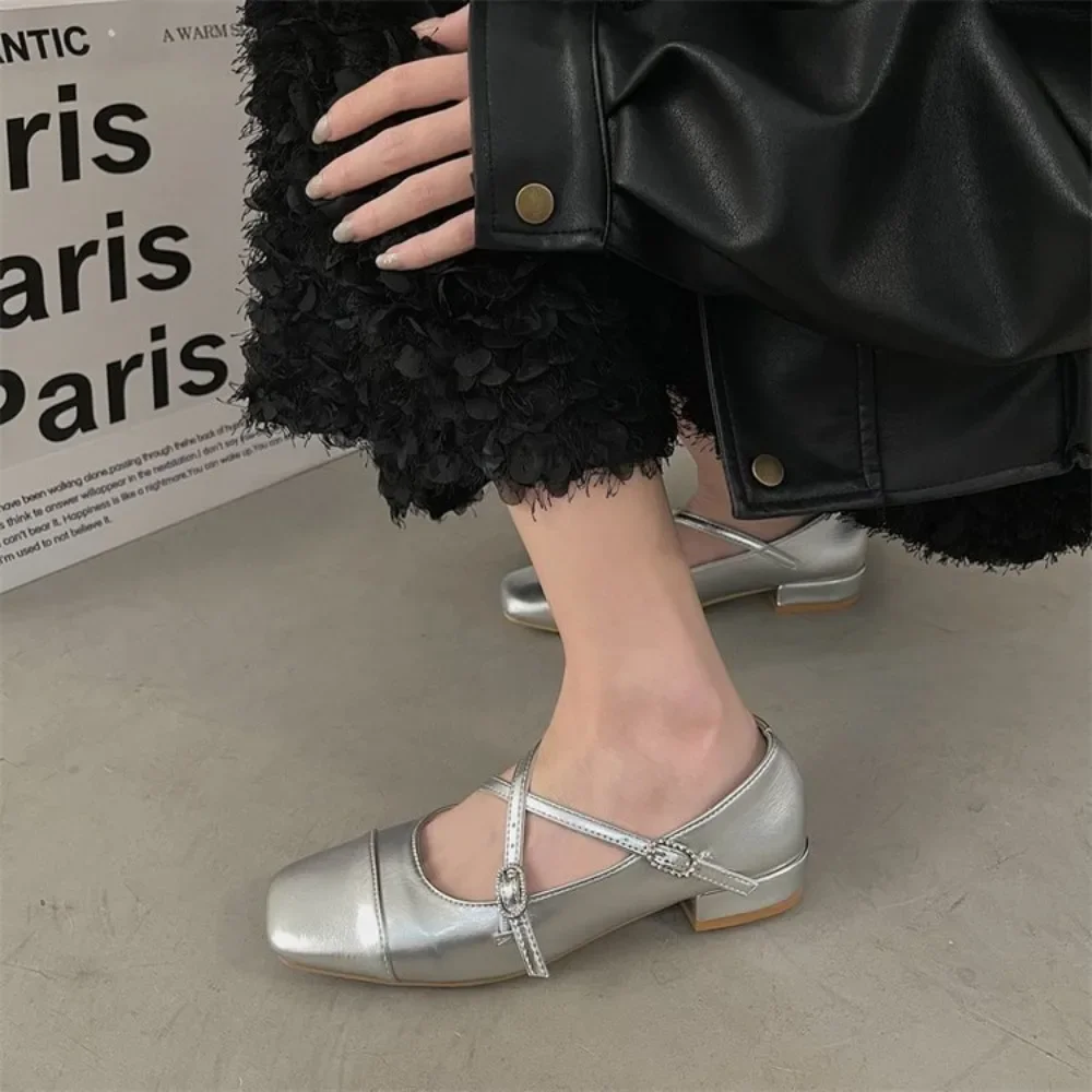 Nuevos zapatos de tacón medio, de estilo Mary Jane, de lujo, para mujer, con tacón grueso de estilo retro, tipo bailarinas, con hebilla cruzada y suela suave.