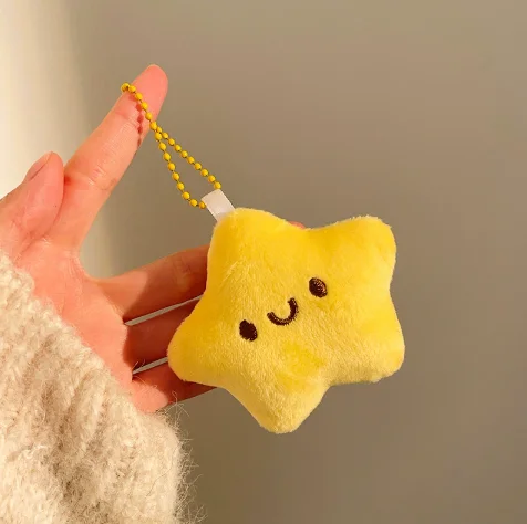 

Cute Stars Plush Toy Keychain Girls Fluffy Soft Cute Backpack Bag Practical Mini Yellow Keychain Charms Keychains Gifts