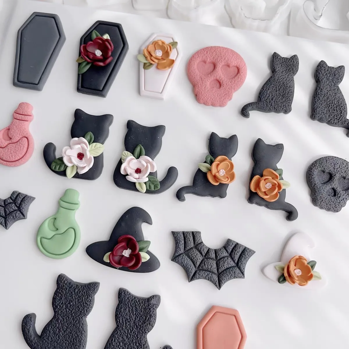 Halloween Polymer Clay Cutters Hat Pumpkin Tombstone Spider Web Skull Cats Clay Cutters DIY Earring Jewelry Hand Tools view 3