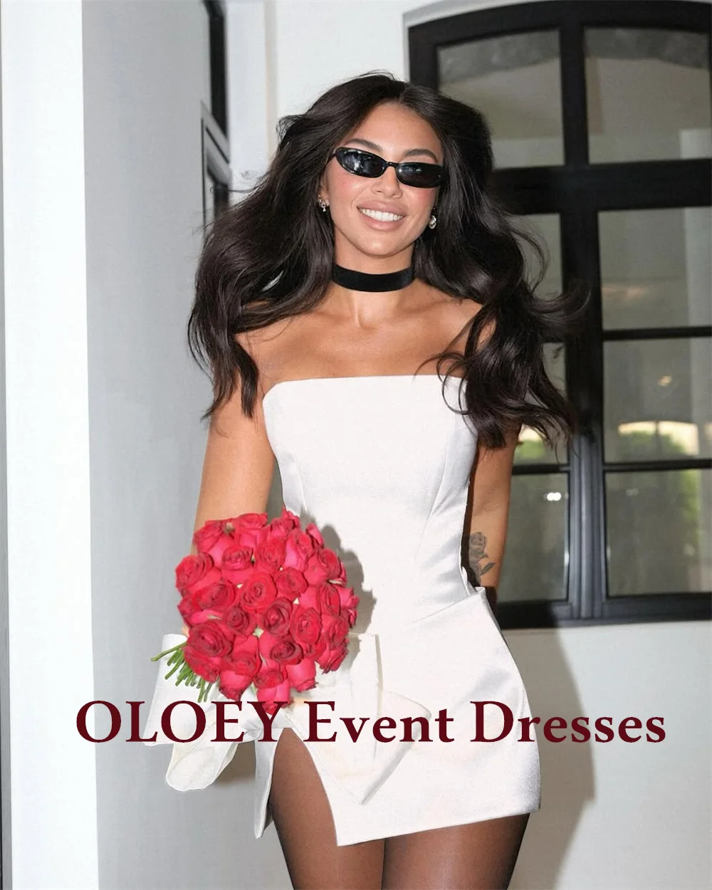 

OLOEY Modern Strapless Ivory Short Wedding Dress Sleeveless Pleats Bow Mini Bridal Gown Lace Up Back Satin Free Customized