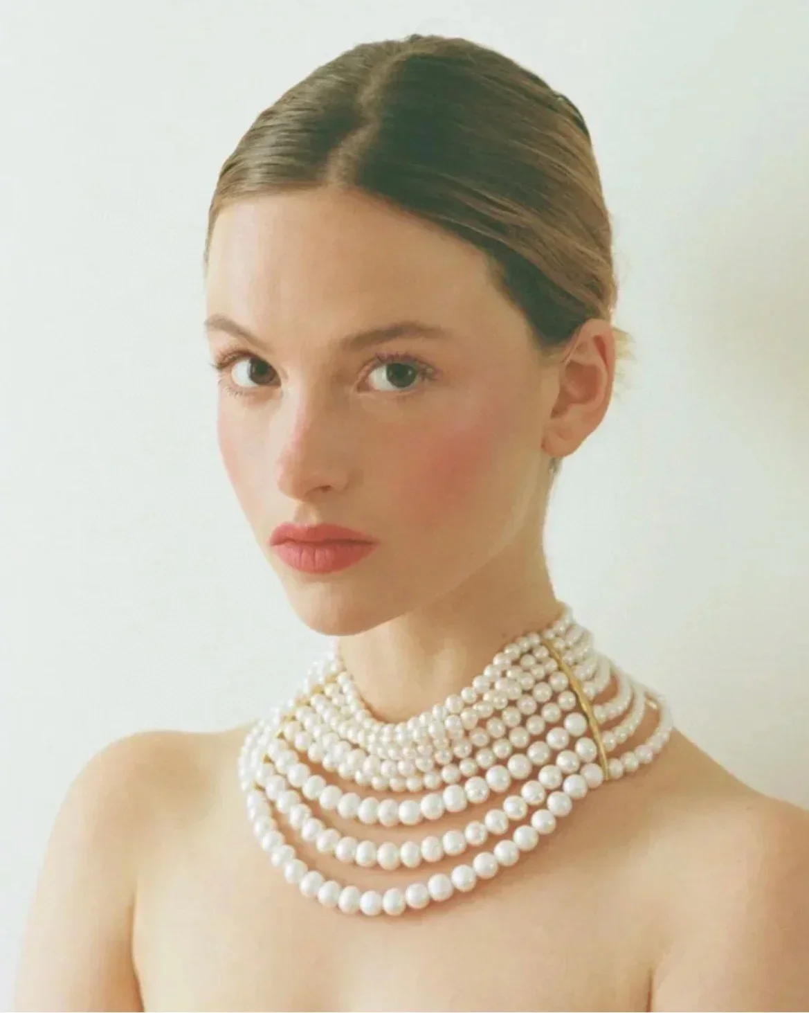 Chic chic French vintage multi-layer pearl necklace