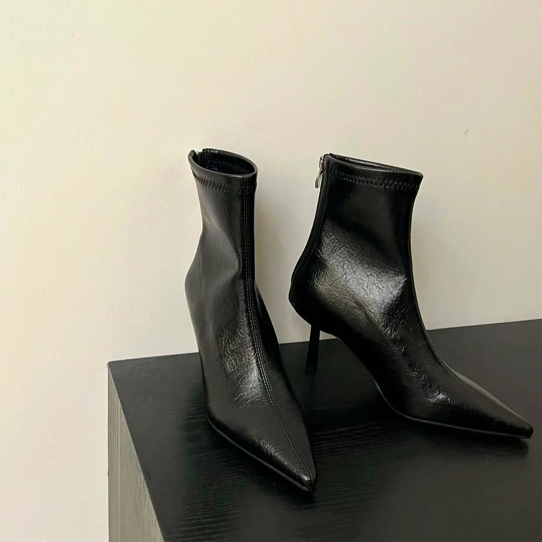 

High heeled pointed frosted leather short boots with zipper for autumn and winter sexy and slim short boots