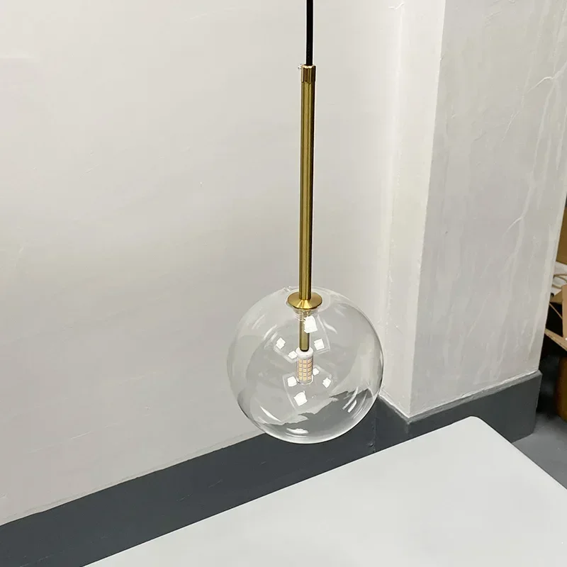 Lampadario moderno nordico Lampade a sospensione Apparecchio Paralume a sfera in vetro Camera da letto Sala da pranzo Lampada a sospensione