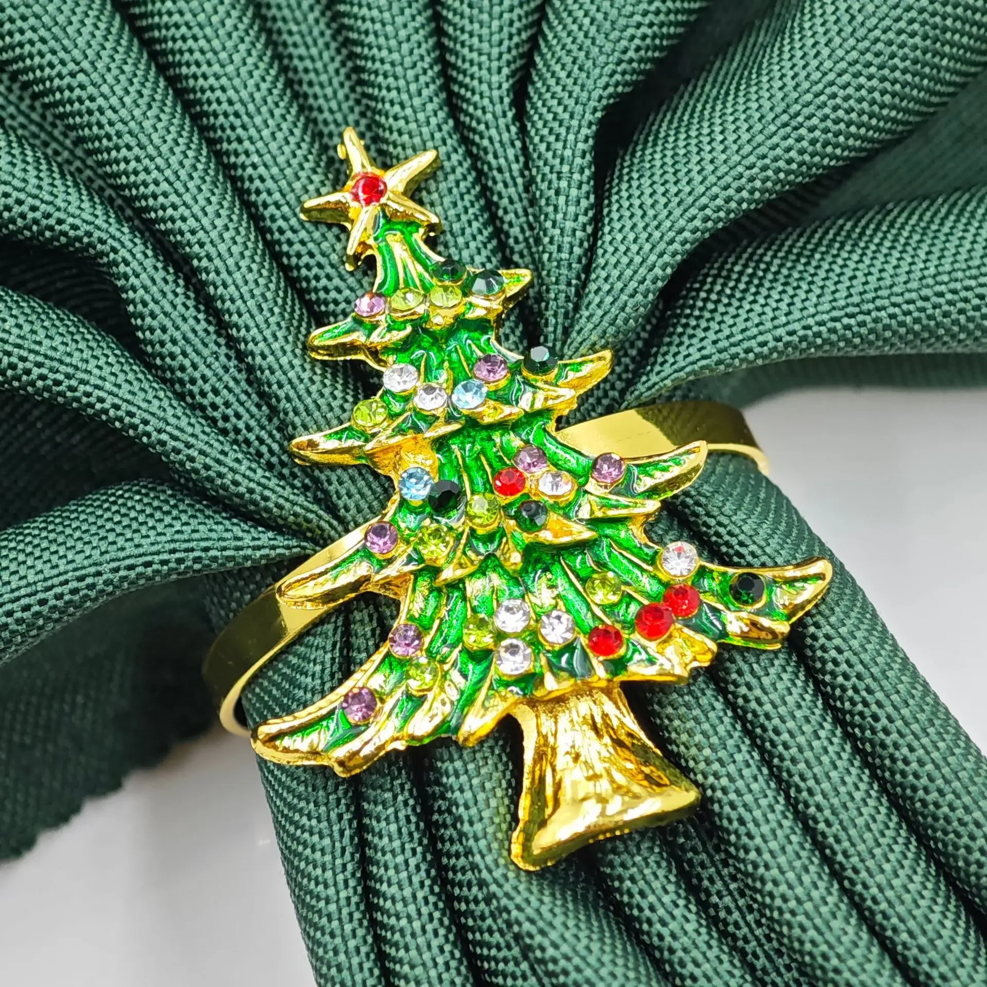 Christmas Tree Napkin Ring Alloy Napkin Buckle Xmas Table Decoration for Hotel Dinner Banquet Home Table Setting Ornament