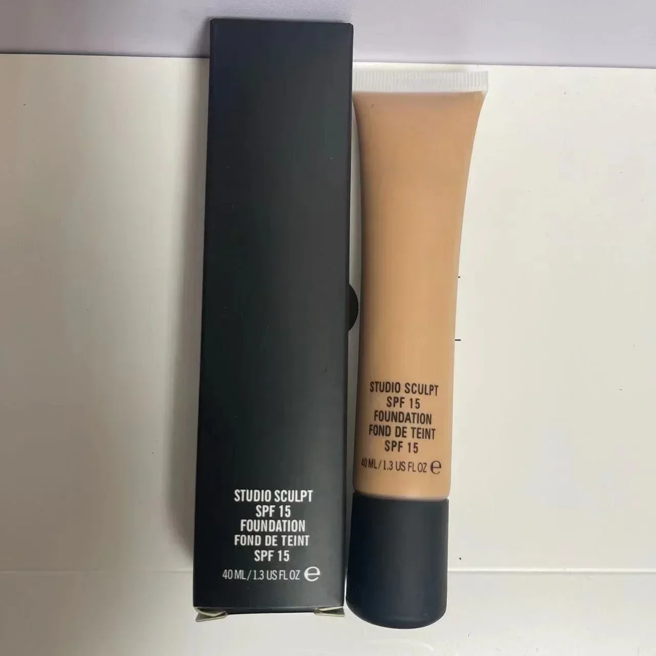 The Studio e Sculpt Foundation, Maquiagem Spf15, 40ml