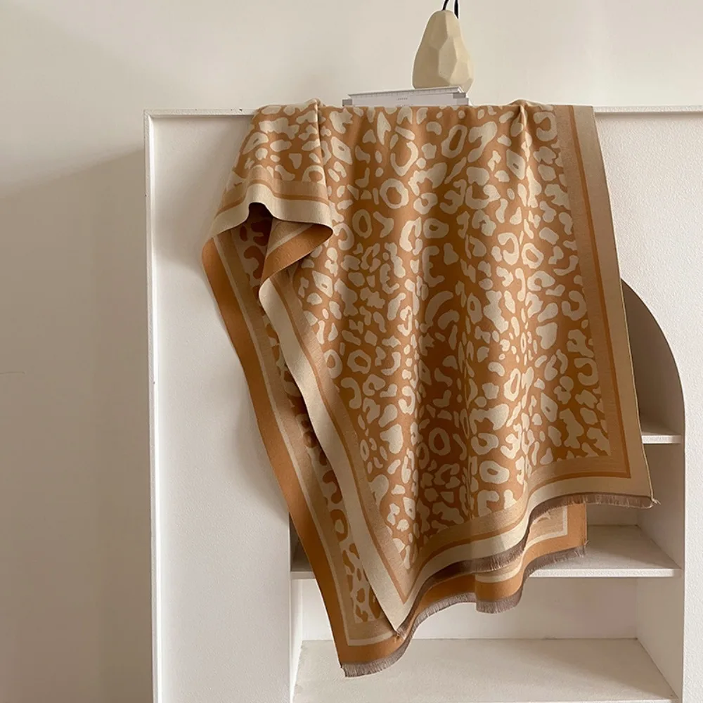 

Модный зимний теплый кашемировый шарф, мягкие винтажные шарфы с леопардовым принтом и кисточками, утолщенные шали с бахромой, женский подарок