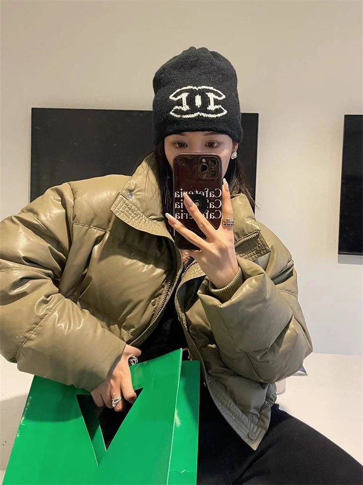 

Утепленная женская зимняя куртка из искусственной кожи с воротником-стойкой, новая модель, модная верхняя одежда для женщин