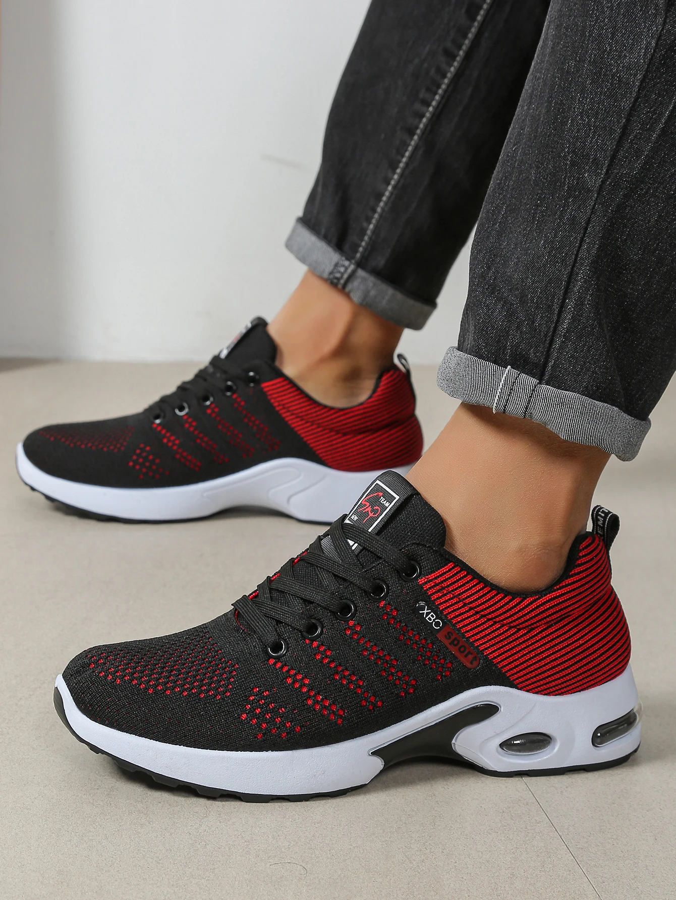 Atmungsaktive Schnür-Laufschuhe für Herren, Gestrickte Mesh-Freizeitschuhe, Bequeme Alltagsschuhe mit Gepolsterter Sohle – Detail 6