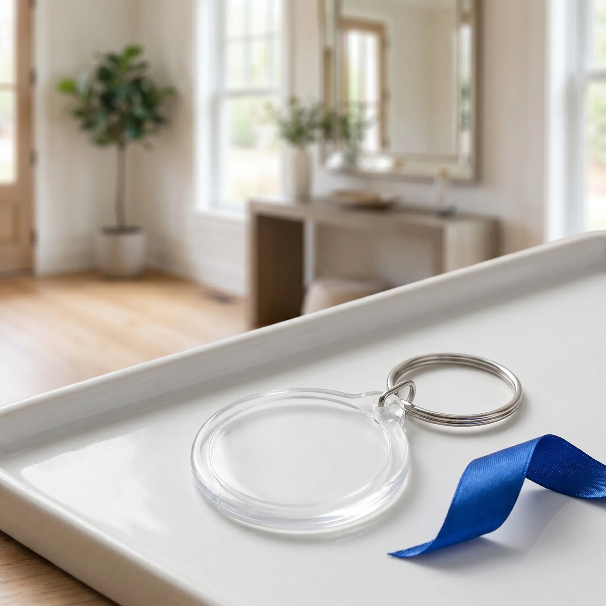 100Pcs Clear Circular Acrylic Photo Keychain Blank Insert Frame Keyring DIY Craft Gift for Friends Relatives Personalization
