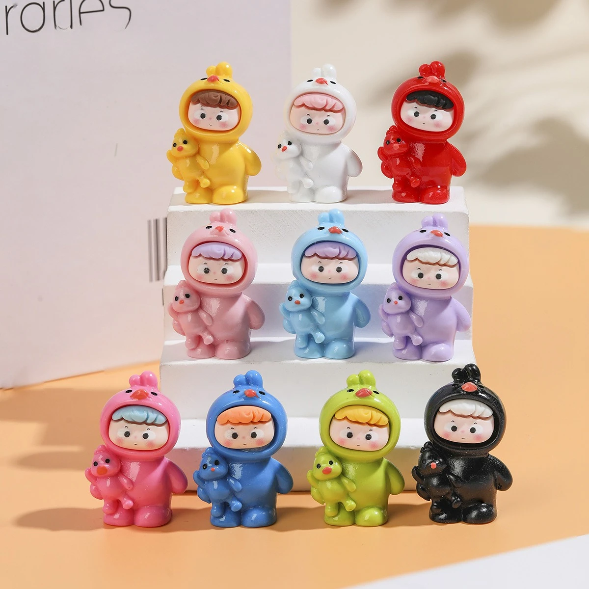 

Resin Cartoon Duck Doll Ornments Creative Figurines Micro Landscape Doll House Miniatures Desktop Decors Fashion Car Decorations
