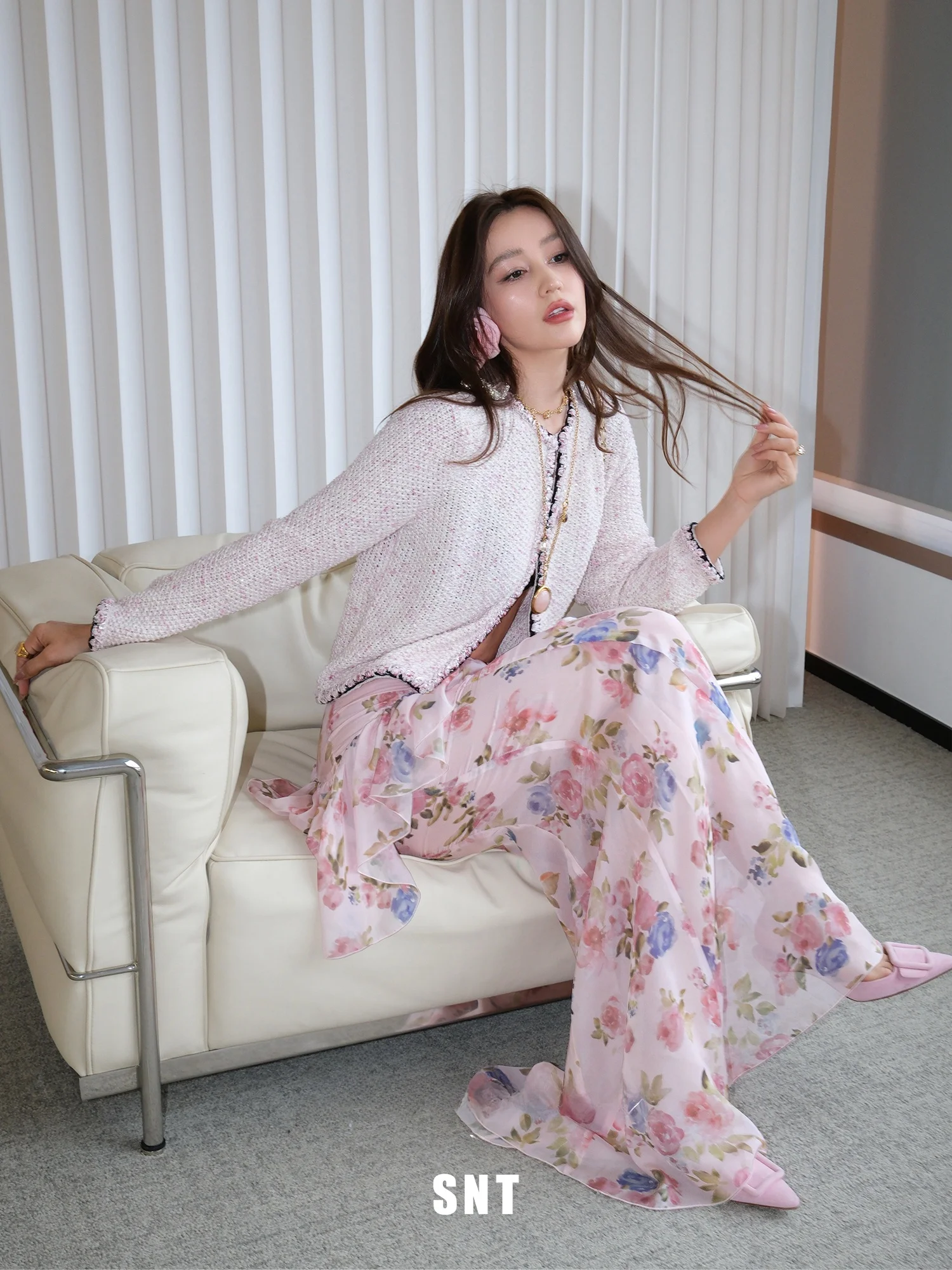 

Romantic Pink Rose Print Fi Tail f Skirt Asymmetric Ladies Midi Skirt Spring Collection SNT【Spring Letter】