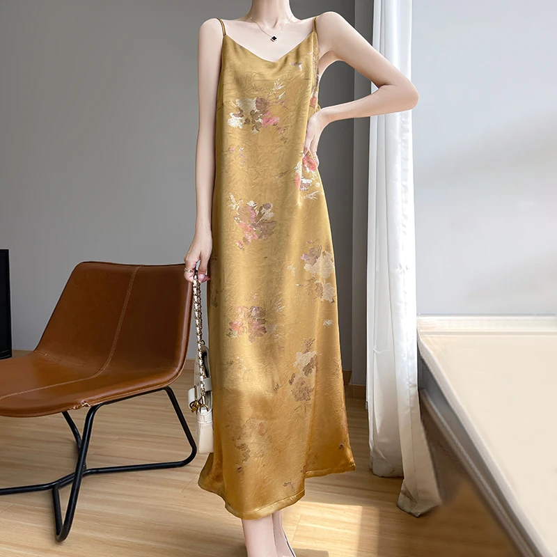 New Jacquard V-neck Sling Dress in Summer Women's New Chinese Acetic Satin Long Dress Suit with Bottom Skirt