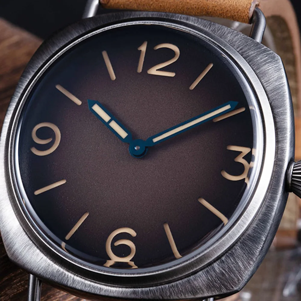 HRUODLAND Military Watches For Men cushion case watch vintage Quartz watch Sapphire Crystal Sandwich Dial Luminous Leather Strap