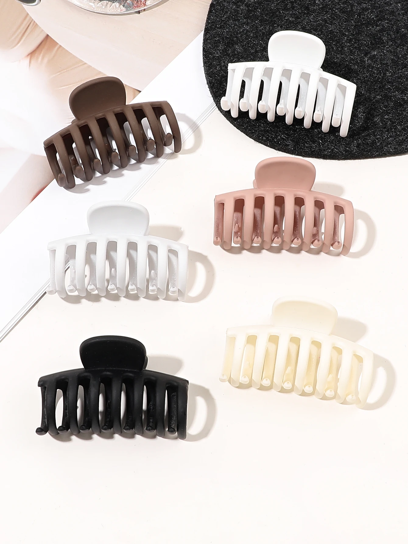 6Pcs 1.8in Hair Claw Clips for Thin Thick Curly Hair,Banana Strong Hold Jaw Clip Fashion Hair Accessories for Women Girls