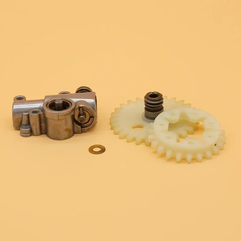 Oil Pump Worm Gear Oiler Spur Wheel Fit For STIHL MS380 MS381  Garden Chainsaw Tool Parts