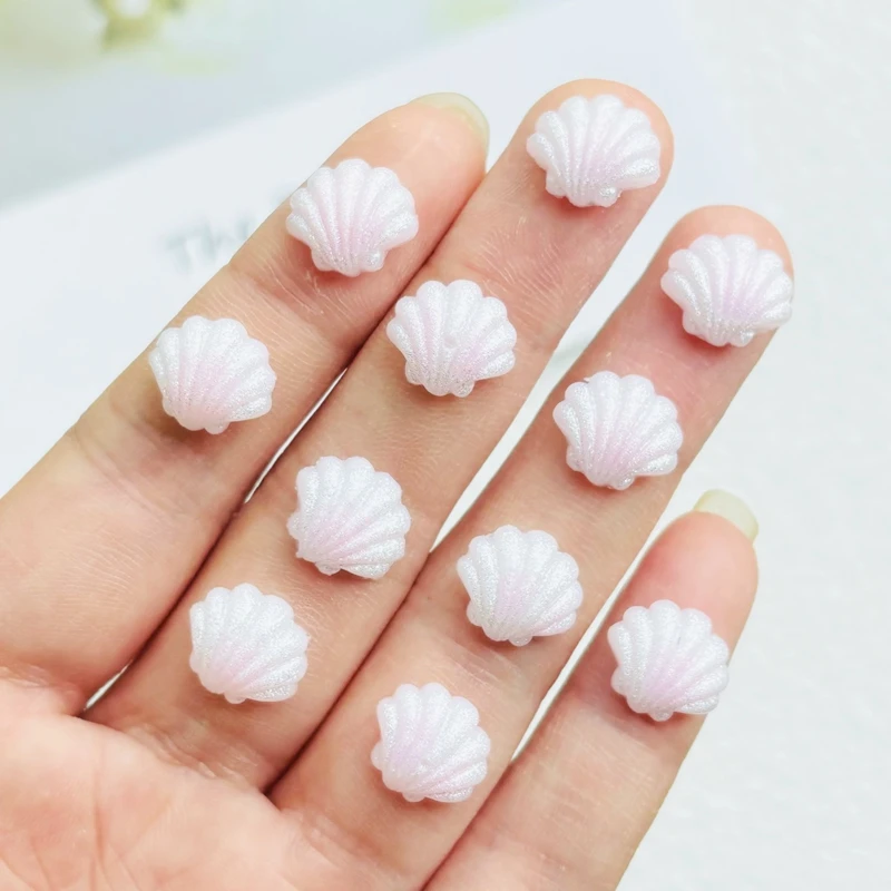 50 Pcs New Cute Mini Resin Cartoon Shiny Seashells Flatback Ornament Jewelry Making Manicure Hairwear Accessories