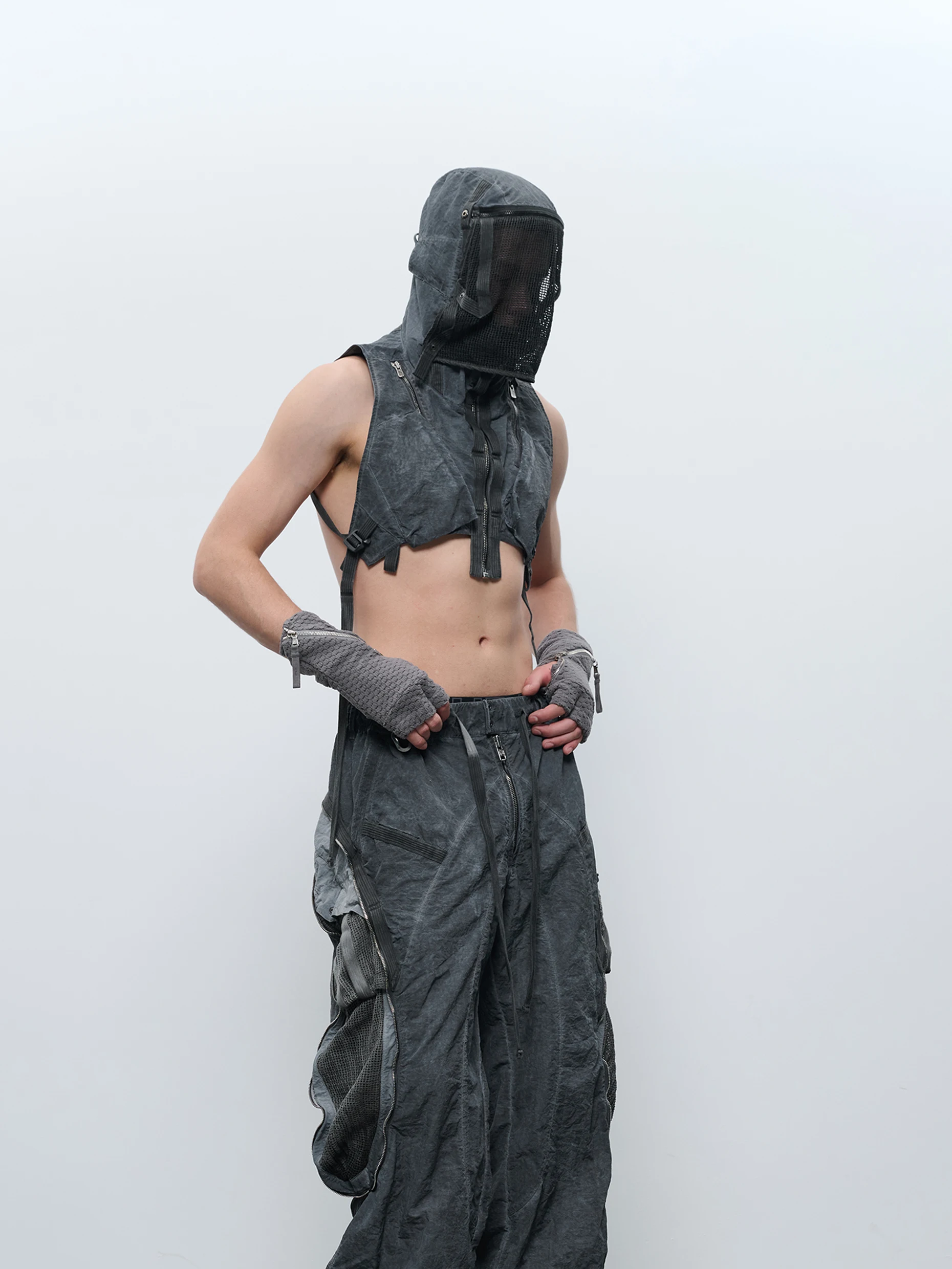 INCONSTANT 25SS J08U cyberpunk darkwear tactical waistcoat Avant-Garde fashion vest techwear Deconstruction warcore