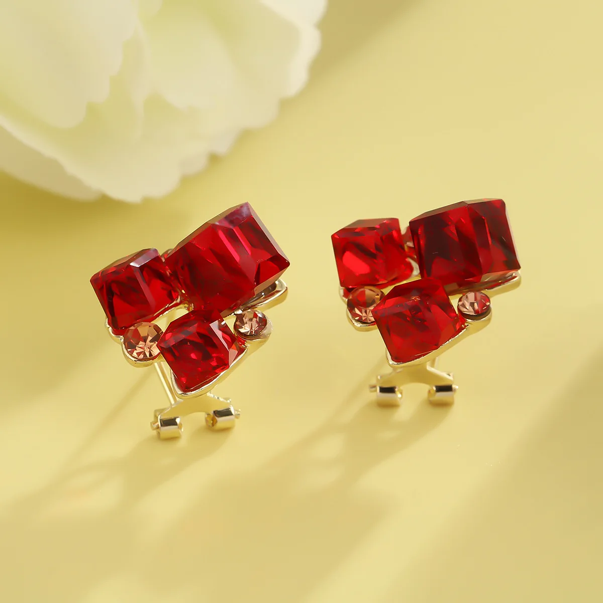 Super flash personalized geometric square stud earrings light luxury high-end exquisite earrings banquet party bridal earrings