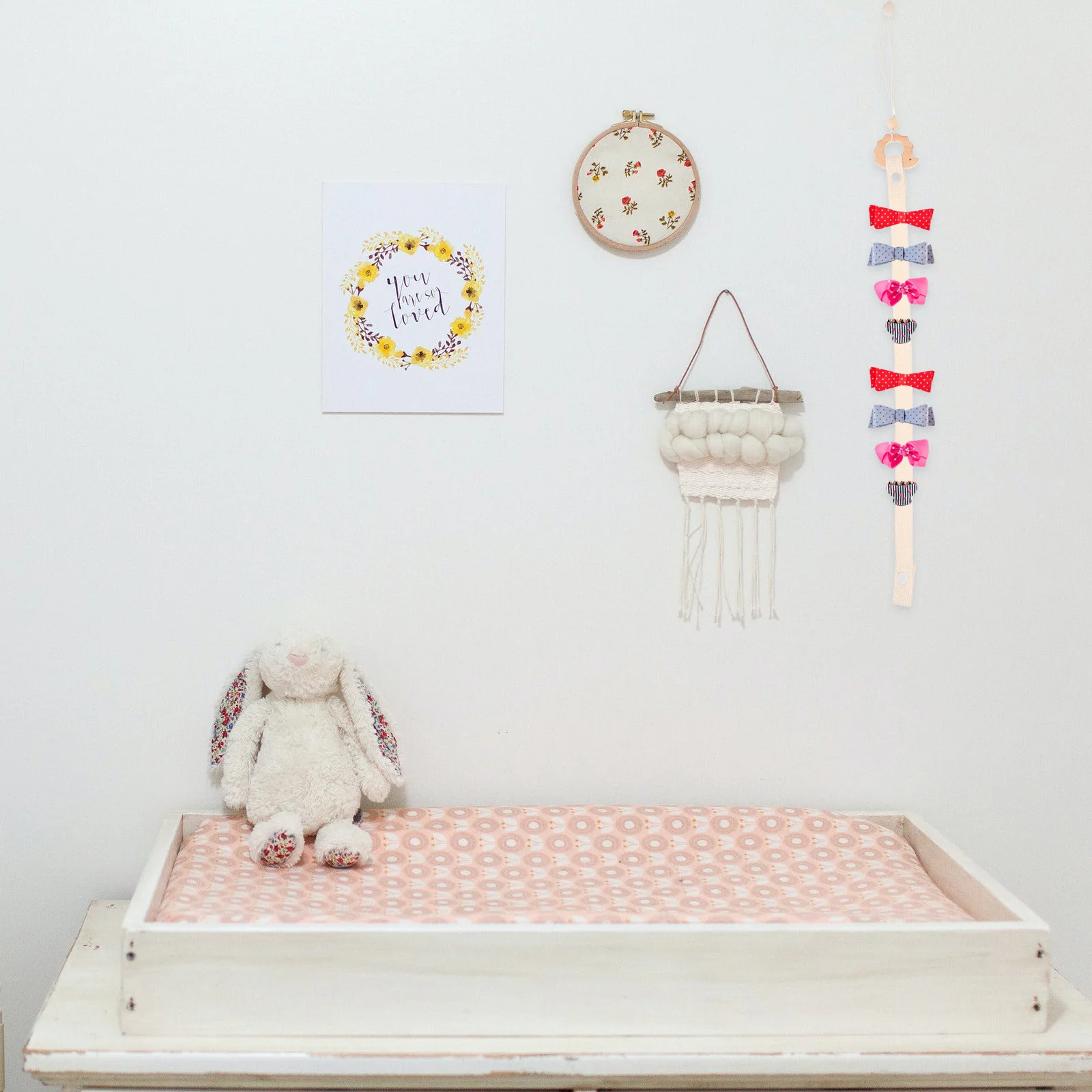 

Cartoon Animal Bow Organizer Wooden Hair Clip Holder Baby Headband Storage Wall Hanging Baby Girl Nursery Decoration