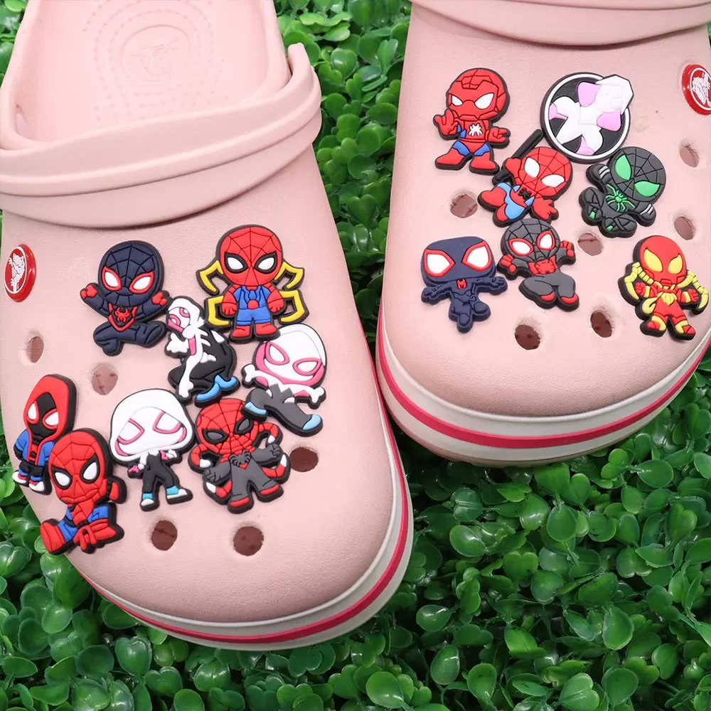 9/15/16//100 Stück Mesuca Heros Spider-Man PVC-Sandalen-Schuh-Schnallen, Clog-Schuh-Charms, beliebte Dekorationen für Kinder, DIY-Geschenke für Jungen-Partys – Detail 6