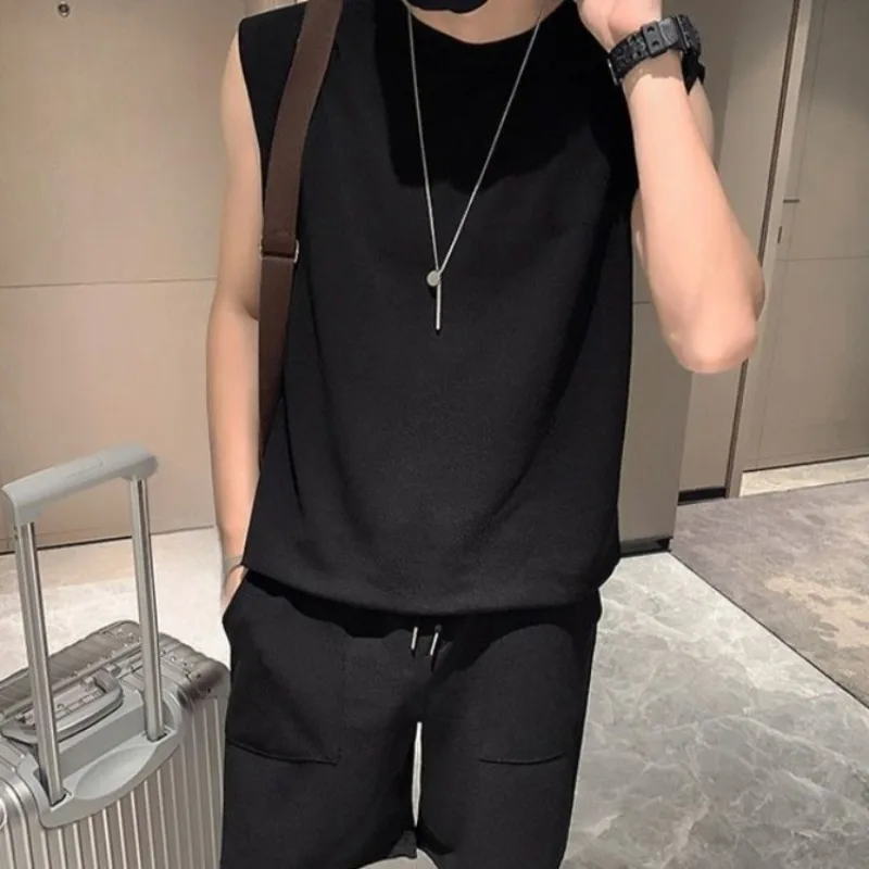 

​Men Summer Cooling Fabric Sport Set Solid Color Sleeveless Shorts Casual Two Piece Outfit​