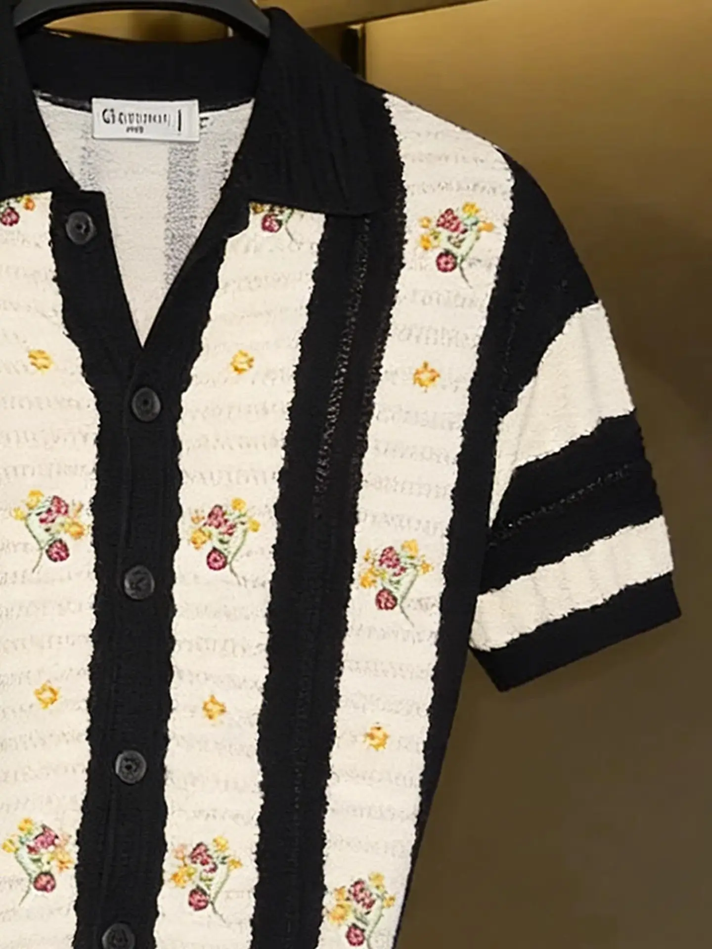 

Fashion Summer Men's Short Sleeve T-Shirt New Breathable Lapel Knitted Striped Jacquard Top