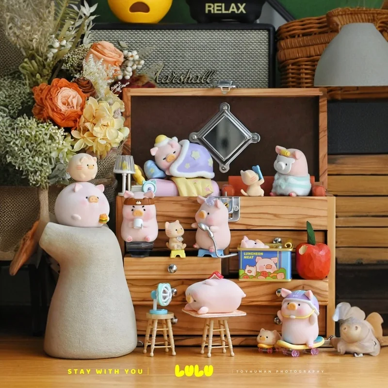 

Genuine Canned Pig Lulu Pig House Pig By Your Side Flocking Blind Box Mystery Box Trendy Toys Vinyl Toy Ornaments Gift Figurines