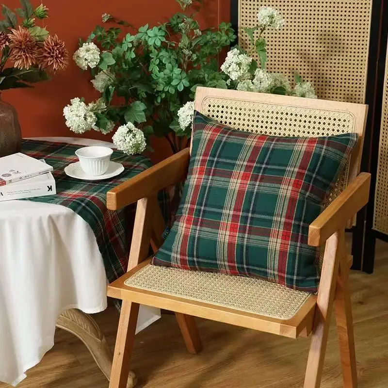 غطاء وسادة منقوش باللون الأخضر والأحمر على الطراز القديم غطاء وسادة مزخرف لأريكة غرفة المعيشة وغرفة النوم