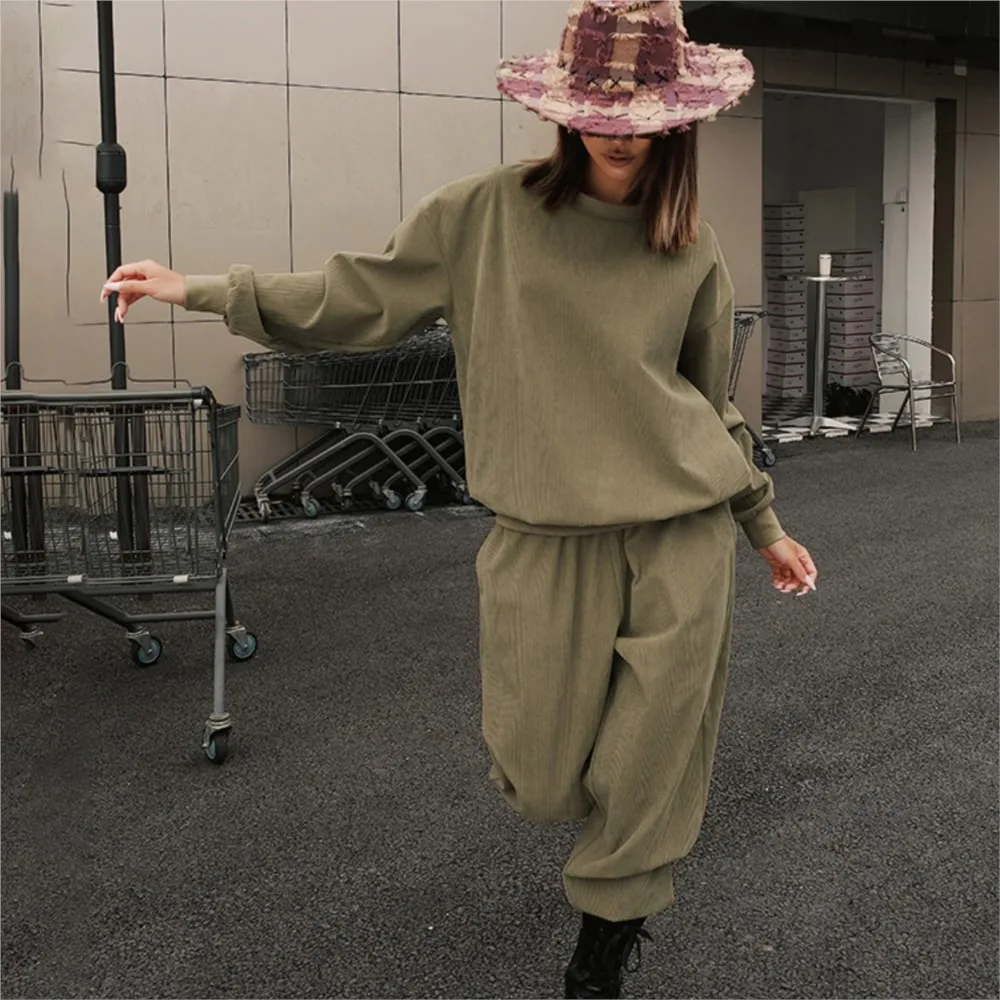 Autumn Winter New O Neck Long Sleeve T-shirt Women\'s Sports Suit Fashion Loose Pocket Small Foot Long Trousers 2piece Set Female