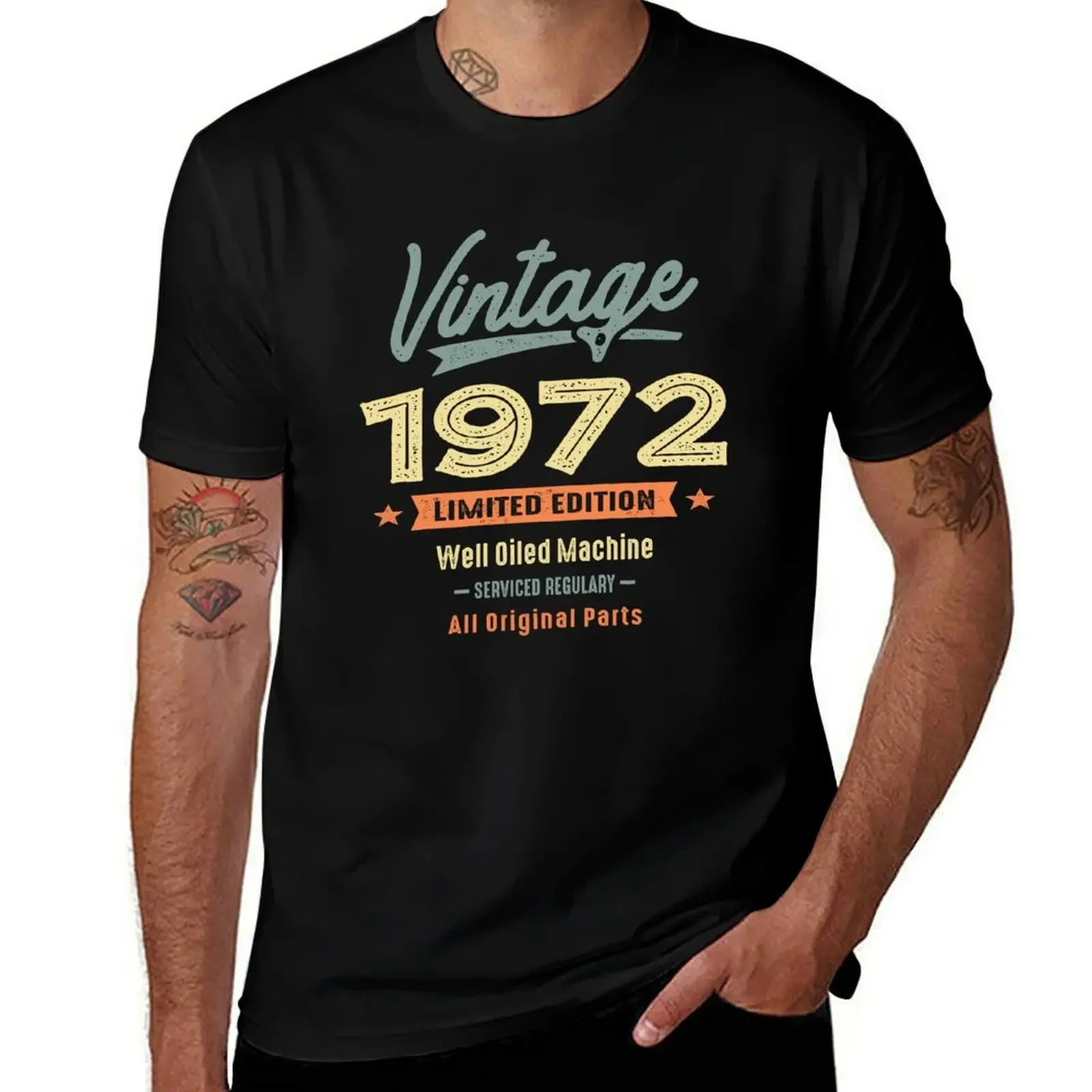 Vintage Born in 1972 - 52nd Birthday Retro Classic T-Shirt Man t-shirt oversize t-shirts man funny t shirts for men