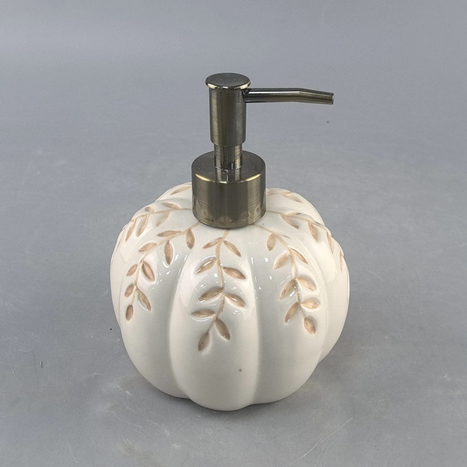 460ml Creative Halloween Ceramic Pumpkin lotion Bottle Hotel Bathroom Ceramic lotion Bottle Separate Bottle Press soap dispenser