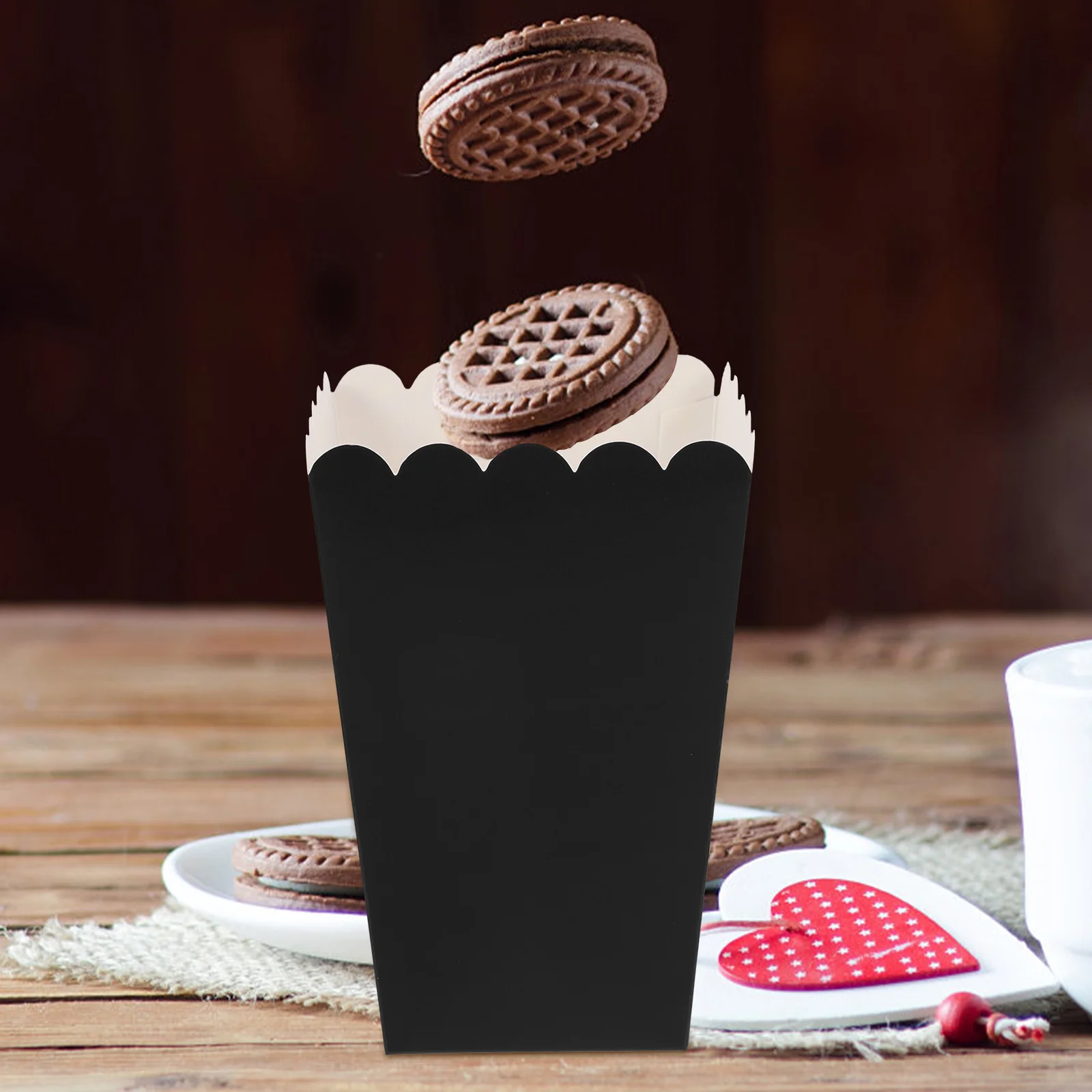 

50pcs Candy Bag Disposable Popcorn Box Paper Bowl Mini Containers Party Snack Holder Baking Boxes Kitchen Bar Supplies