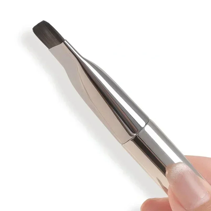 Ultradünner Foundation-Pinsel, leichter und dünner Gesichtskonturpinsel, flacher Konturpinsel, zum Mischen von Foundation-Creme-Make-up-Pinseln