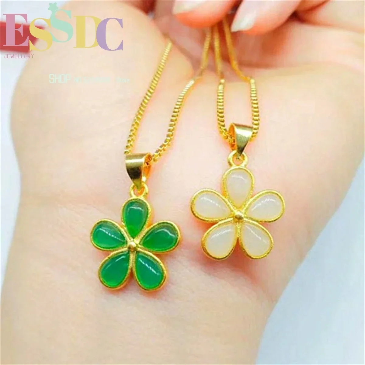 Jade Chalcedony Sunflower Pendant Female Brass Electroplated Imitation Gold  Necklace Jewellery  Exquisite  Fashion Charm Gift