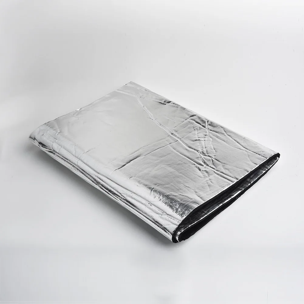 Car Engine Hood Insulation Mat with Fire Resistance Properties for Reducing Radiant Heat and Enhancing Acoustic Isolation