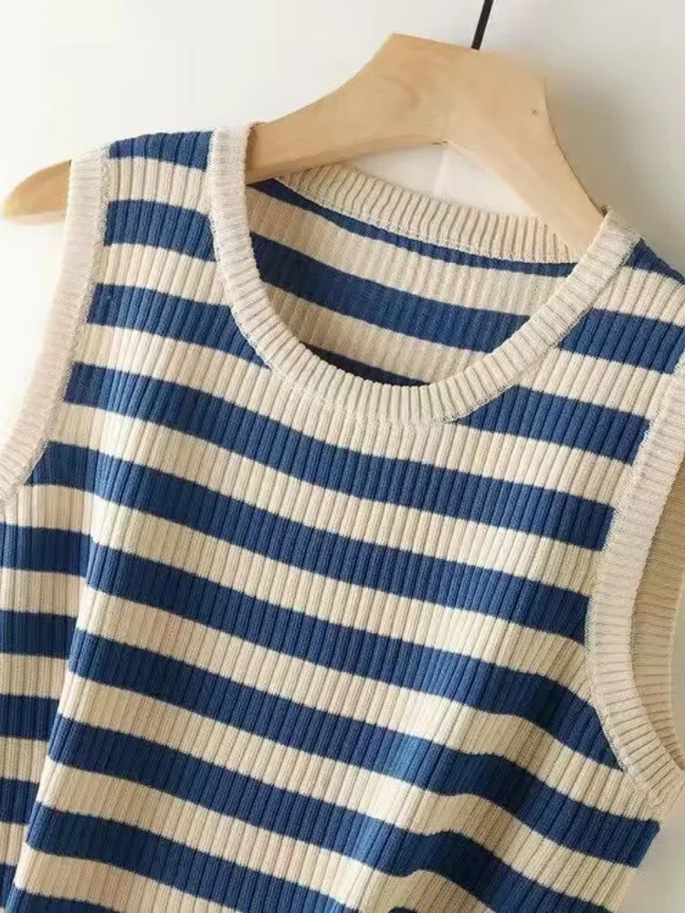 ストライプタンクソフトトップ女性の夏の服装タイトでセクシーなタンクトップニットボトムシャツとアウターウェア用ノースリーブトップ2025