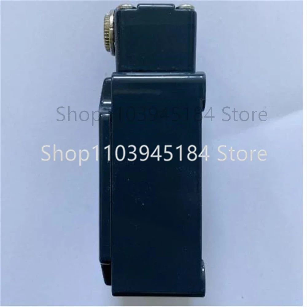 

1pcs Limit switch FD 558