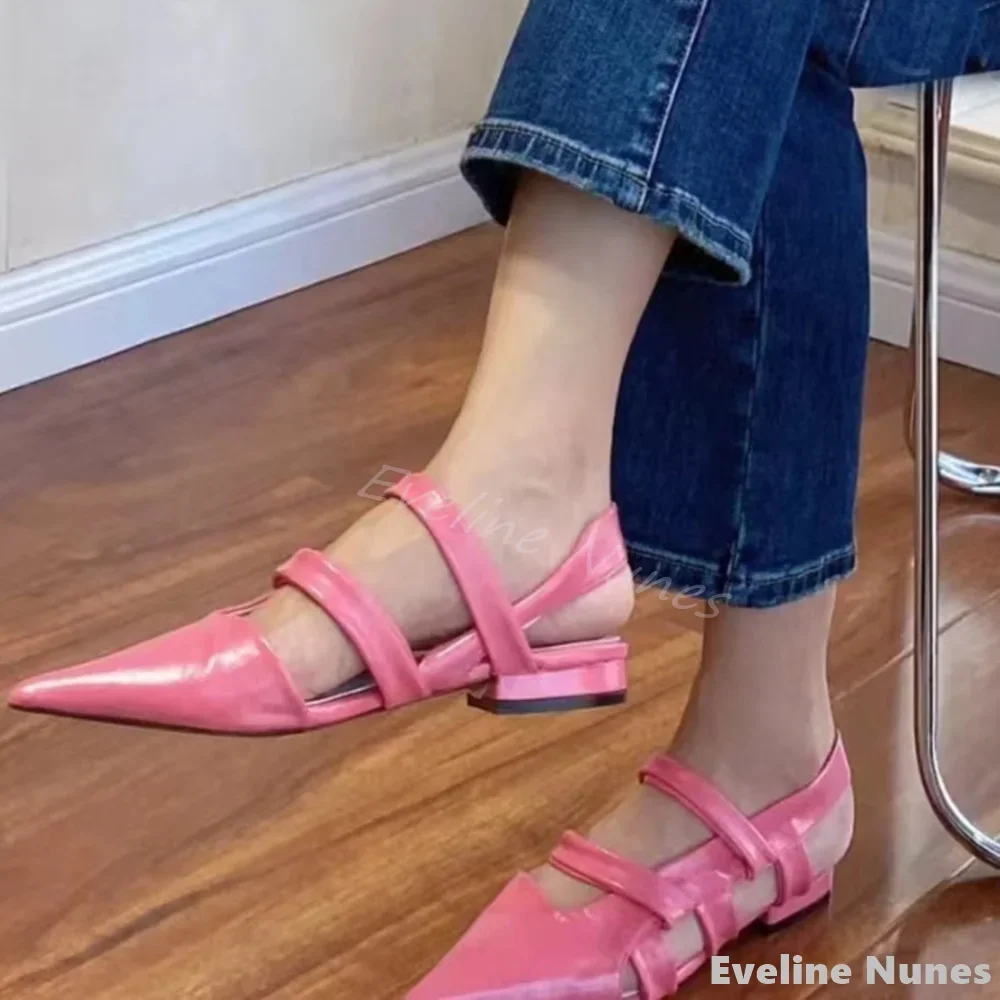 

Модные сандалии в милом стиле, женские универсальные розовые полые сандалии на плоской подошве с острым носком на толстом каблуке, новинка 2023 года, летняя модная женская обувь