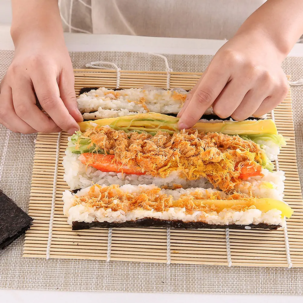 1 Juego de Herramientas para Hacer Sushi, Kit de Bambú para Preparar Sushi en Casa, Completamente Equipado, Incluye Tapete para Enrollar, Palillos, Platos para Salsas, Cuchara para Arroz
