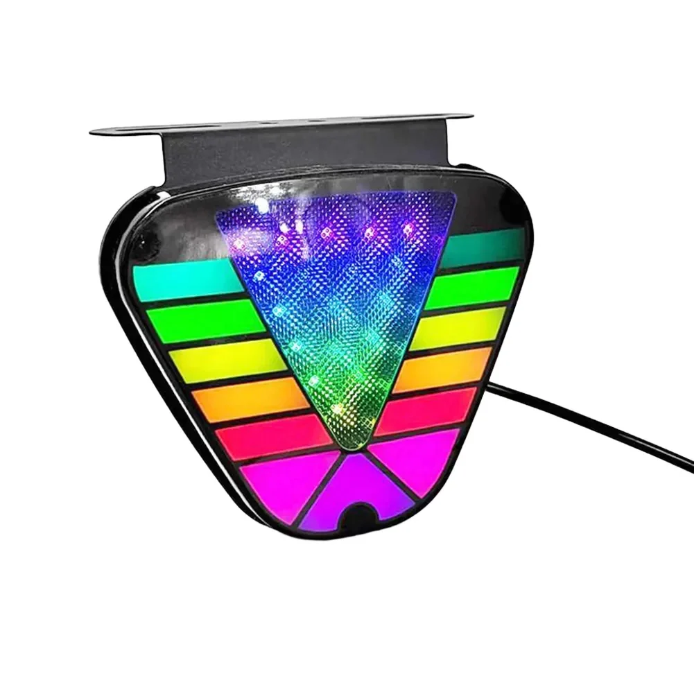 

12.5*3cm LED Flash Triangle Light Fender Reverse Lamp 12V To 24V Voltage Adjustable Bracket Easy Installation Process