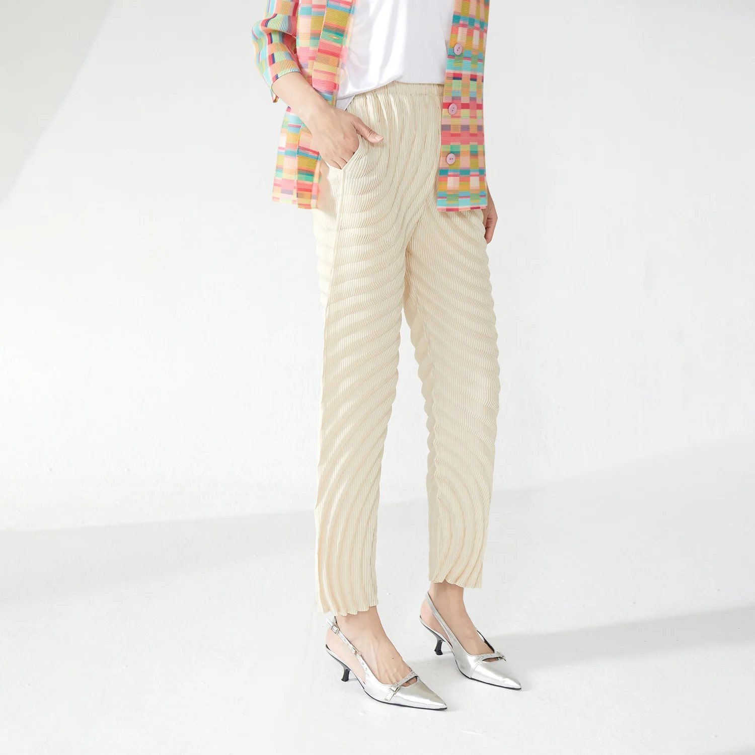 New Arrival 2025 Miyake Pleated Pants Summer Women's Casual Pants Designer Trousers Wide Leg Pants