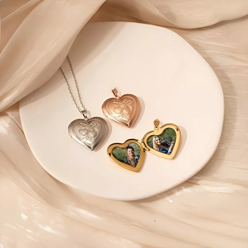 Custom 1/2 Photo Necklace Heart-Shaped Necklace Customized Picture Commemorate Locket Personalized Souvenir Gift for Loved Ones